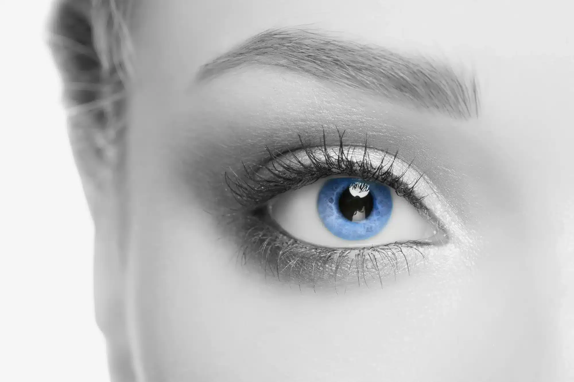 https://shop.doctormedica.co/wp-content/uploads/2023/03/Eye-Rejuvenation-Using-Pulse-Triggered-Laser.webp