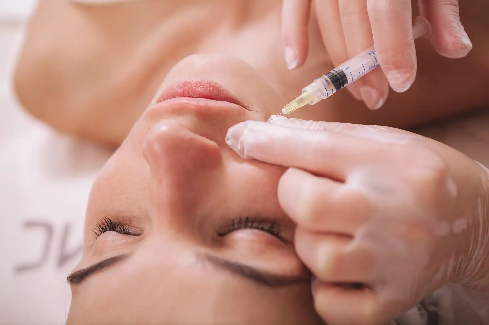 https://shop.doctormedica.co/wp-content/uploads/2024/02/DM-Clinical-Application-of-Botulinum-Toxin-for-Hemifacial-Spasm.webp