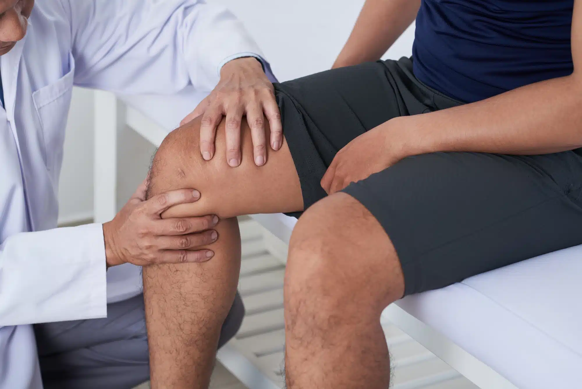 https://shop.doctormedica.co/wp-content/uploads/2024/02/DM-Mesotherapy-New-Option-for-Osteoarthritis-in-Knees-Treatment.webp
