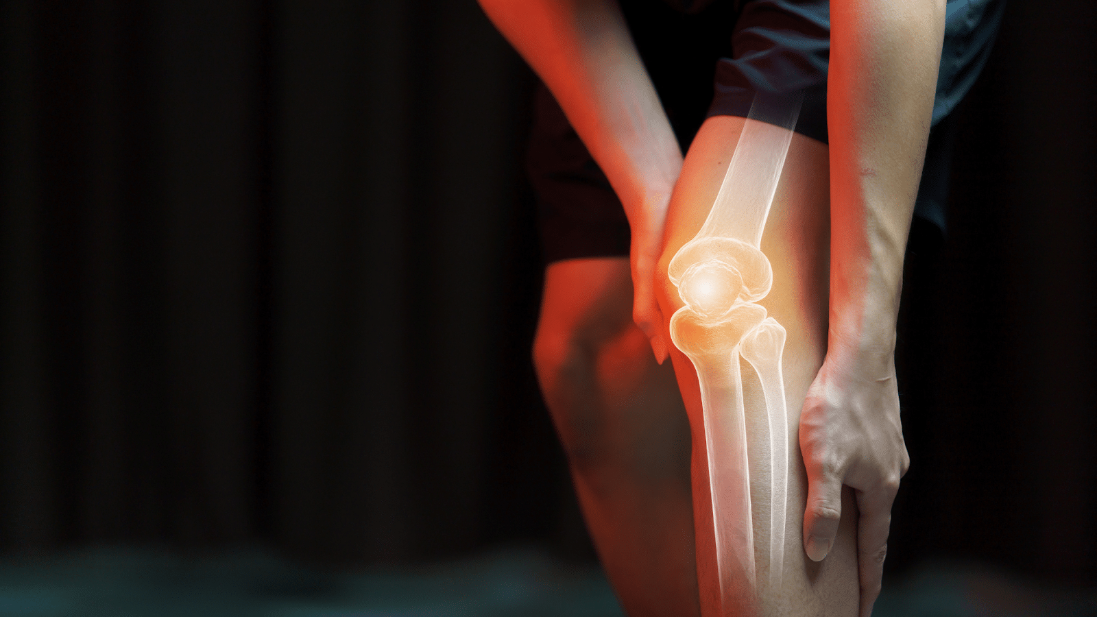 Pain in the knee caused by osteoarthritis.