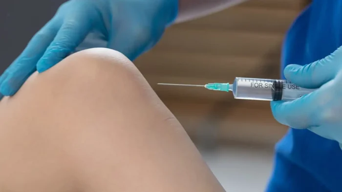 Knee injection. 