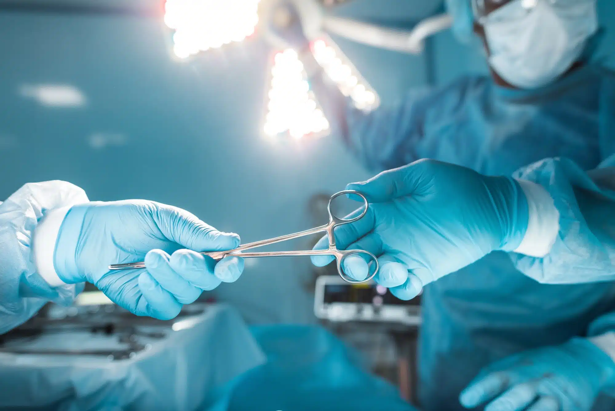 https://shop.doctormedica.co/wp-content/uploads/2024/10/How-to-Advertise-Plastic-Surgery-Practice.webp