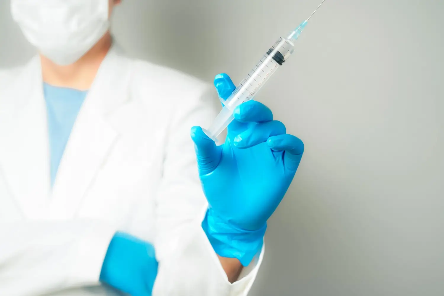 https://shop.doctormedica.co/wp-content/uploads/2024/11/Durolane-vs-Synvisc-Which-is-the-Better-OA-Treatment.webp