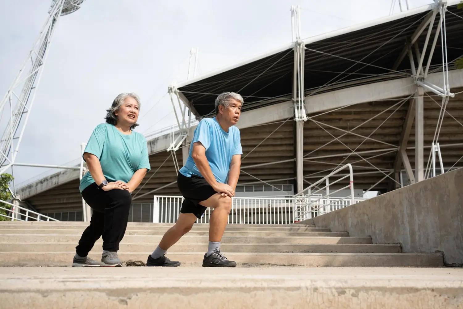 Older adults with healthy knee joints engaging in exercise.