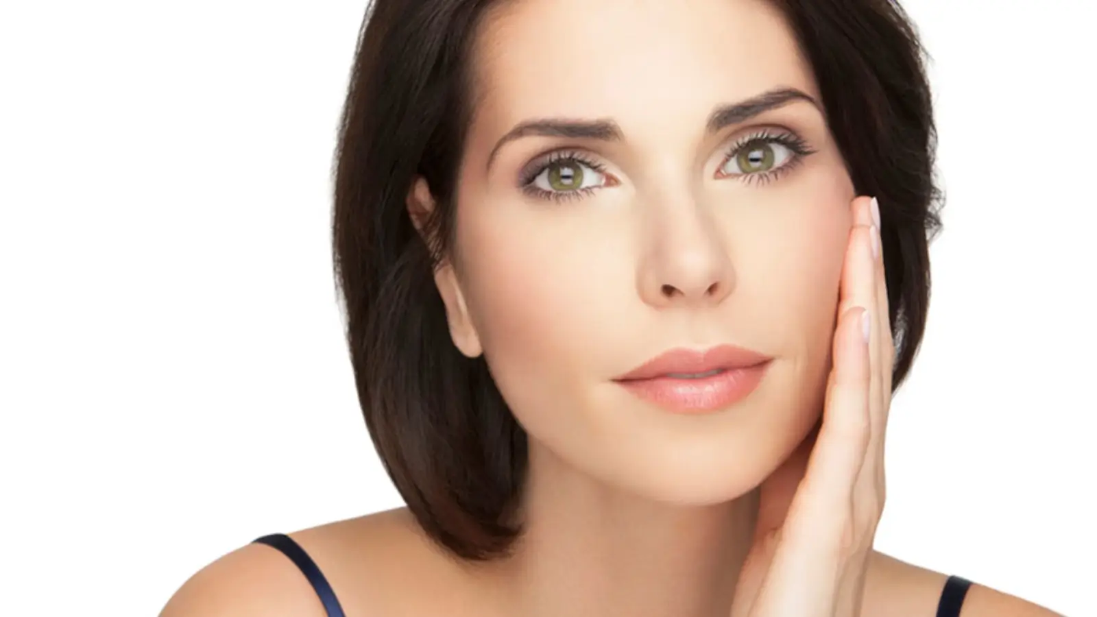 Woman with healthy, glowing skin.