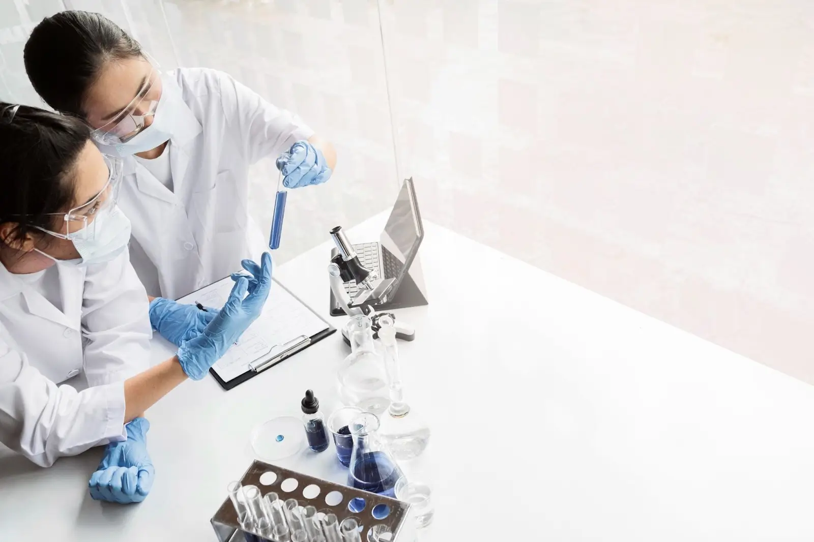 https://shop.doctormedica.co/wp-content/uploads/2025/06/1.webp