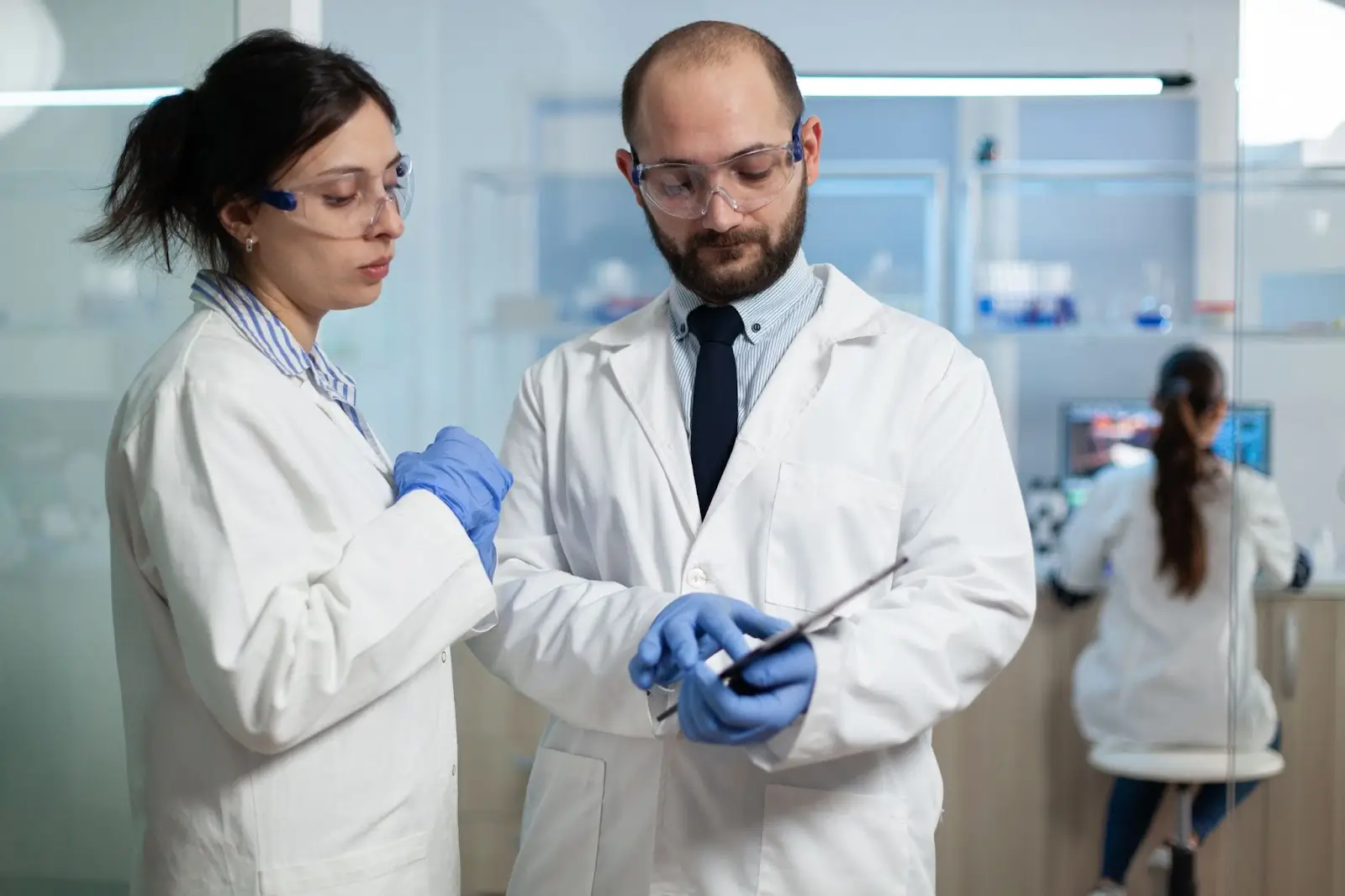 People in the lab.