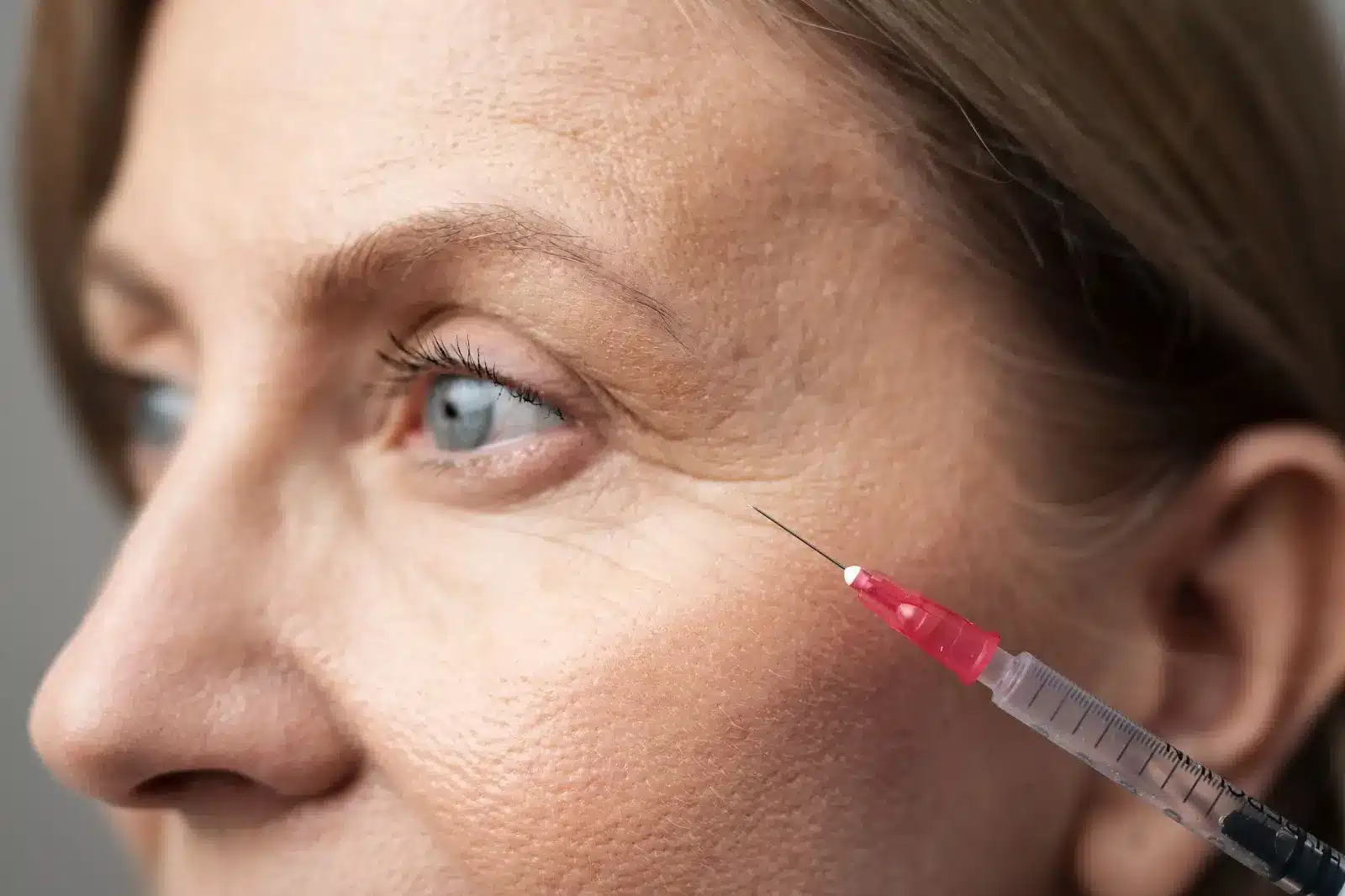 Clinical Trial Outcomes Comparing Vabysmo and Eylea
